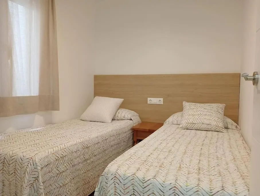 Stil Mar. Apartment For 5 People With Communal Pool L'Escala Spain